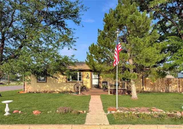 Photo 2 of Single family home for sale at 528 Julian Ave, Flagler, CO 80815 | MLS# 7068308 | Listing updated on 2026-08-01
