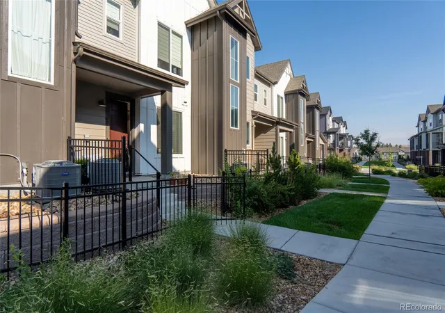 3rd image of 409 Millwall Cir, Castle Pines, CO 80108 | MLS# 6170408