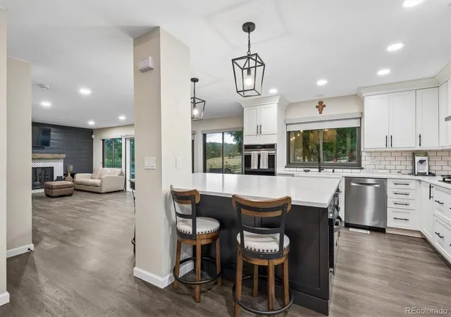 Photo 4 of Single family home for sale at 1307 Wildwood Ln, Castle Rock, CO 80104 | MLS# 7715668 | Listing updated on 2026-09-29