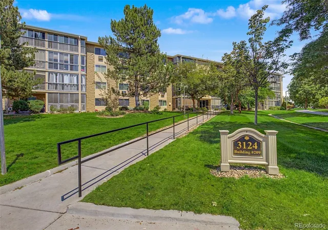 2nd image of 3124 S Wheeling Wy #311, Aurora, CO 80014 | MLS# 4749149