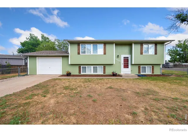 Photo 1 of Single family home for sale at 1600 Wagon Tongue Ct, Fort Collins, CO 80521 | MLS# IR1065579 | Listing updated on 2026-10-13