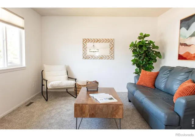 Photo 4 of Single family home for sale at 1600 Wagon Tongue Ct, Fort Collins, CO 80521 | MLS# IR1065579 | Listing updated on 2026-10-13