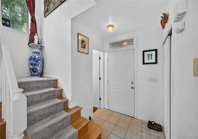 2nd image of 12778 E Wyoming Cir, Aurora, CO 80012 | MLS# 4120116