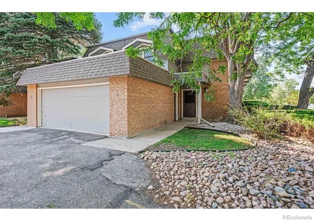 Photo 3 of Townhouse for sale at 3850 Paseo Del Prado St #1, Boulder, CO 80301 | MLS# IR1065586 | Listing updated on 2026-09-08