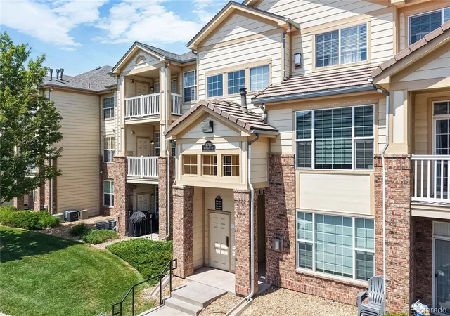 1st image of 5703 N Gibralter Wy #205, Aurora, CO 80019 | MLS# 9414694