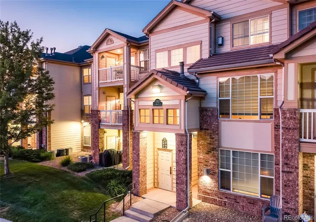 2nd image of 5703 N Gibralter Wy #205, Aurora, CO 80019 | MLS# 9414694