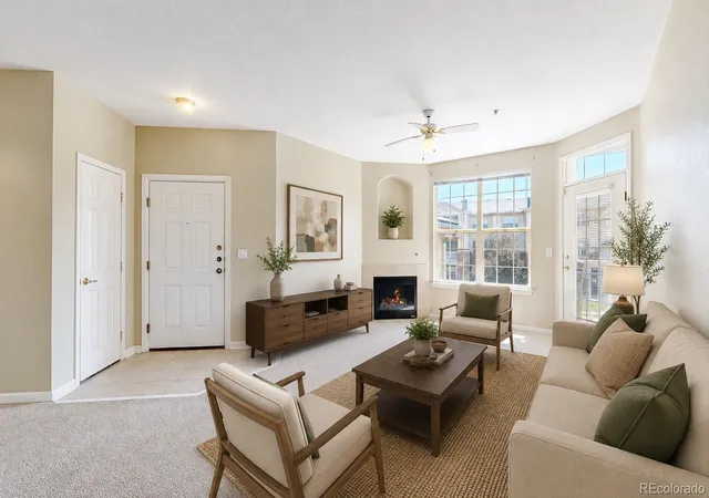5th image of 5703 N Gibralter Wy #205, Aurora, CO 80019 | MLS# 9414694