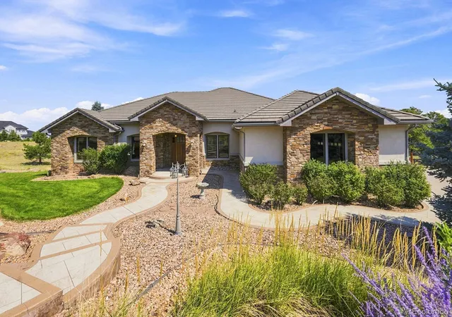 2nd image of 9753 Falcon Roost Pt, Parker, CO 80138 | MLS# 7830630