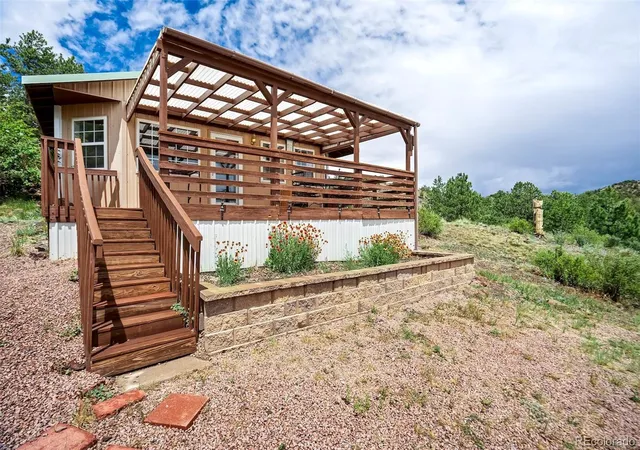 Photo 4 of Single family home for sale at 349 Post Rd, Guffey, CO 80820 | MLS# 7260135 | Listing updated on 2026-08-21