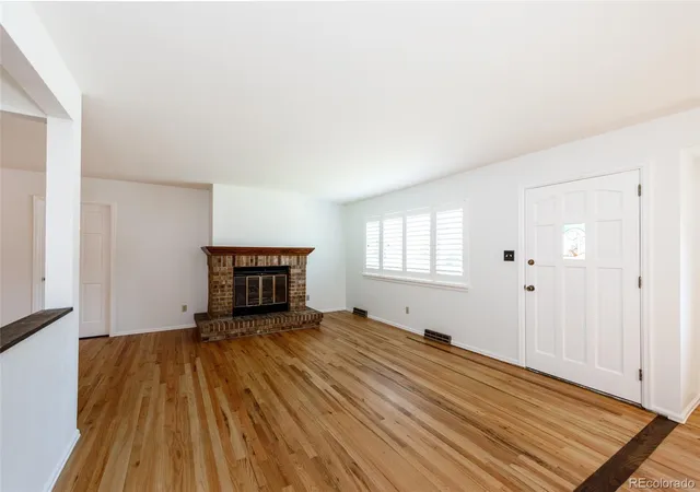 2nd image of 1118 Chambers Dr, Colorado Springs, CO 80904 | MLS# 2700805