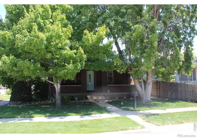 Photo 3 of Single family home for sale at 730 Prospect St, Fort Morgan, CO 80701 | MLS# IR1065618 | Listing updated on 2026-10-10