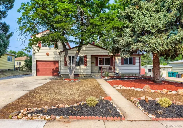 2nd image of 4541 S Jason St, Englewood, CO 80110 | MLS# 8148806