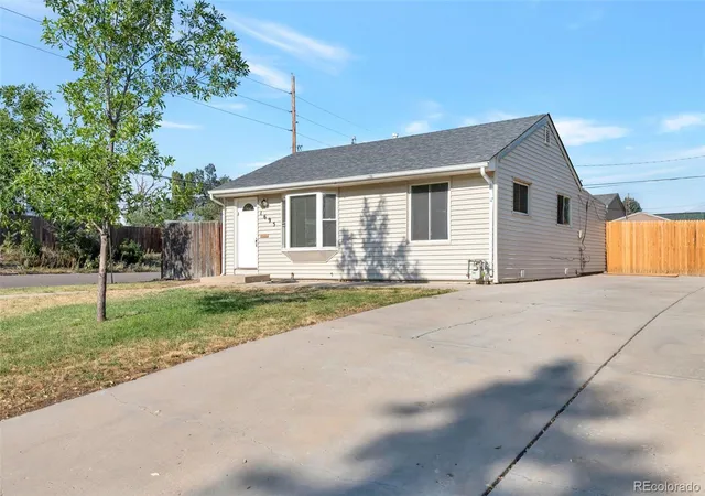 Photo 2 of Single family home for sale at 1695 S Raritan St, Denver, CO 80223 | MLS# 5759097 | Listing updated on 2026-08-31