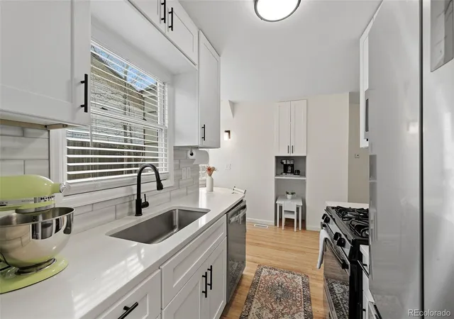 5th image of 3726 S Sherman St, Englewood, CO 80113 | MLS# 3508671