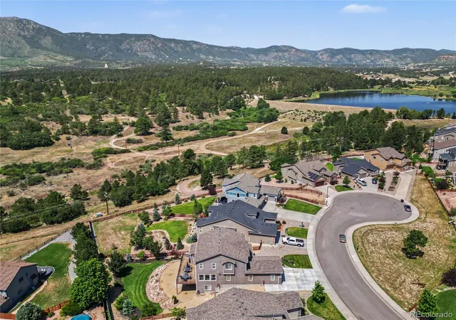 Photo 4 of Single family home for sale at 17297 Leisure Lake Dr, Monument, CO 80132 | MLS# 6759694 | Listing updated on 2026-08-26
