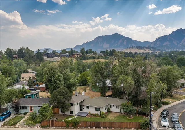 2nd image of 315 Harvard Ln, Boulder, CO 80305 | MLS# 8225957