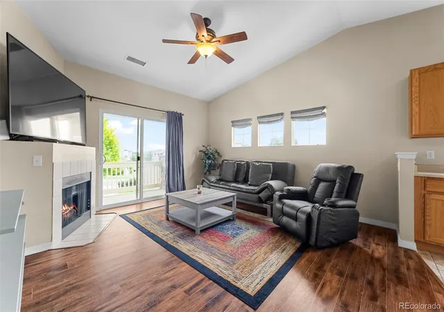 3rd image of 9569 Pearl Cir #201, Parker, CO 80134 | MLS# 3602898