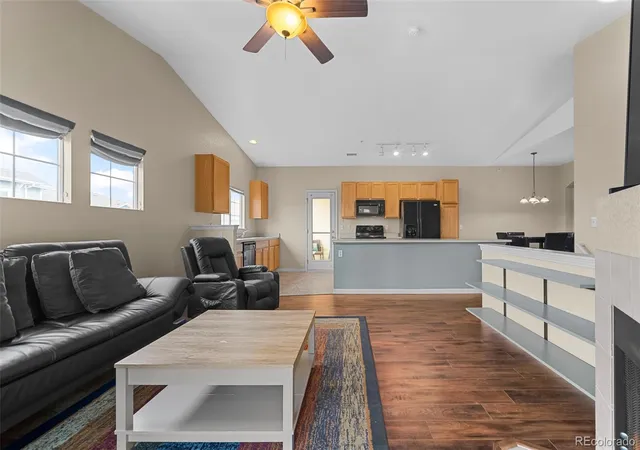 5th image of 9569 Pearl Cir #201, Parker, CO 80134 | MLS# 3602898