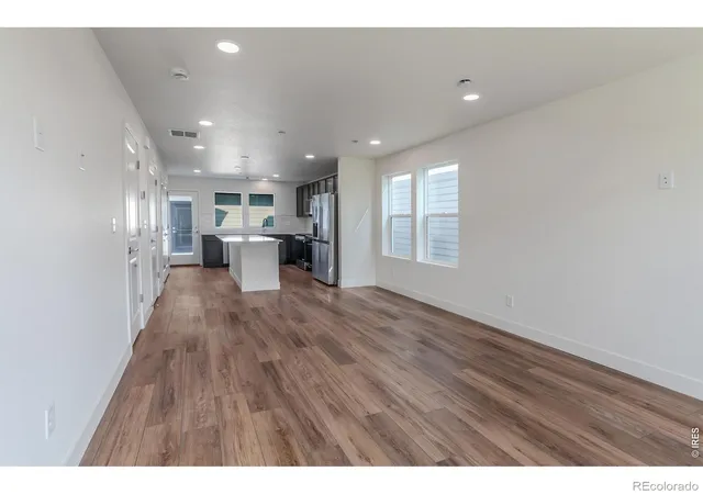 Photo 4 of Single family home for sale at 955 Trumpet Ln, Windsor, CO 80550 | MLS# IR1065627 | Listing updated on 2026-10-02