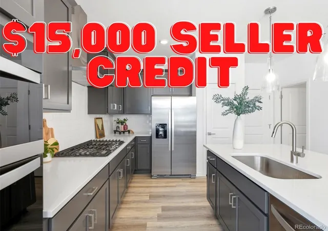 Photo 3 of Townhouse for sale at 9719 Browns Peak Cir, Littleton, CO 80125 | MLS# 8310161 | Listing updated on 2026-09-24