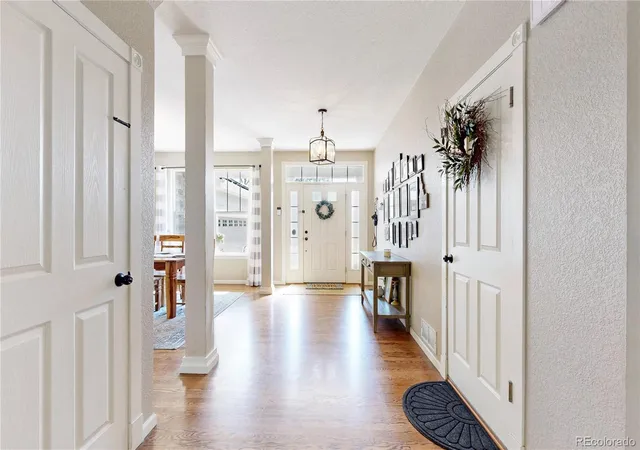 Photo 4 of Single family home for sale at 10727 Addison Ct, Highlands Ranch, CO 80126 | MLS# 4614135 | Listing updated on 2026-09-23