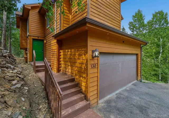 Photo 3 of Single family home for sale at 130 Jackpine Ln, Evergreen, CO 80439 | MLS# 5624531 | Listing updated on 2026-09-30