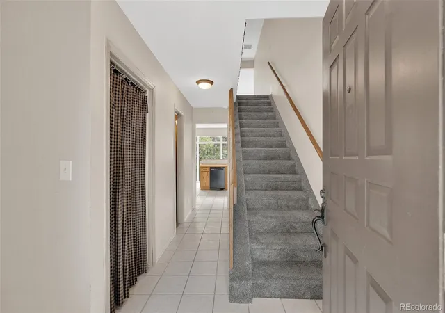 Photo 3 of Single family home for sale at 19900 Indian Summer Ln, Monument, CO 80132 | MLS# 2209100 | Listing updated on 2026-09-27