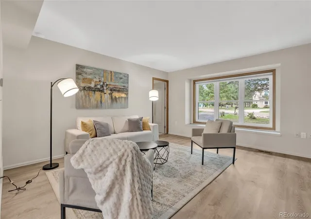 Photo 4 of Single family home for sale at 19900 Indian Summer Ln, Monument, CO 80132 | MLS# 2209100 | Listing updated on 2026-09-27