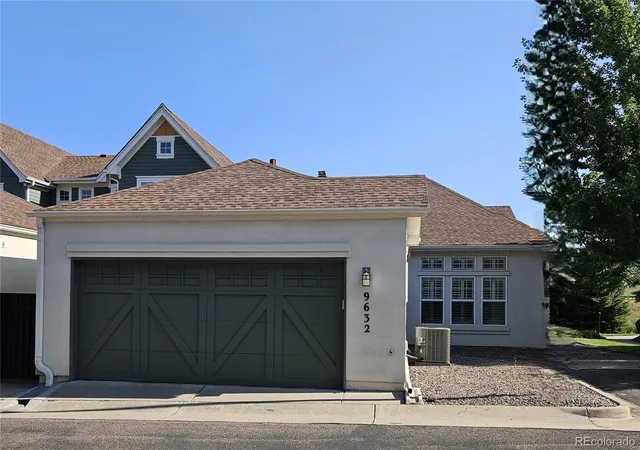 Photo 3 of Sale Pending at 9632 W Indore Dr, Littleton, CO 80128 | MLS# 5336227 | Listing updated on 2026-10-11