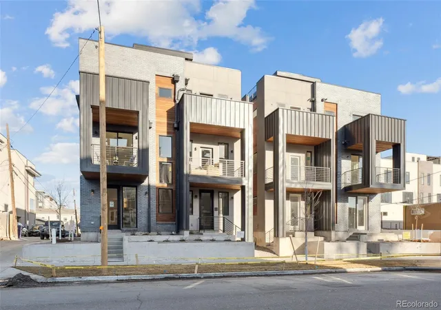 Photo 3 of Townhouse for sale at 2330 Eliot St #5, Denver, CO 80211 | MLS# 2210021 | Listing updated on 2026-08-03