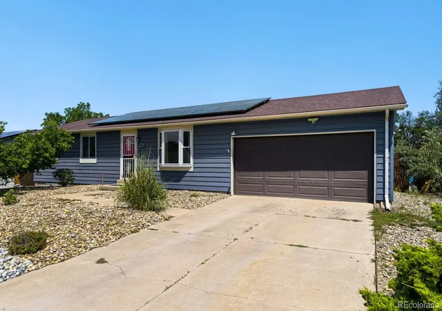 Photo 2 of Single family home for sale at 16867 E Linvale Pl, Aurora, CO 80013 | MLS# 1871448 | Listing updated on 2026-10-02
