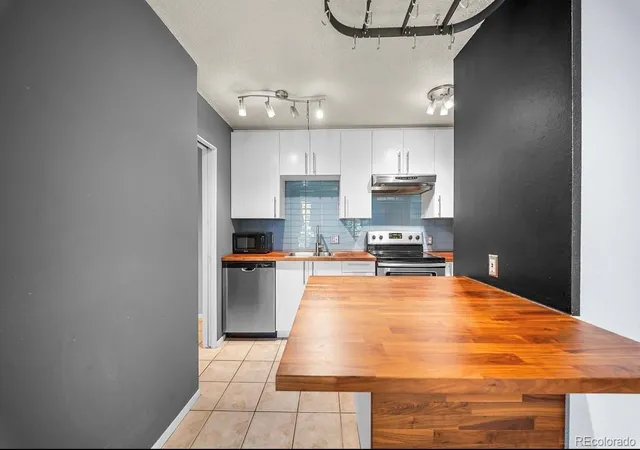 Condo for sale at 2500 S York St #302, Denver, CO 80210 | MLS# 4476825