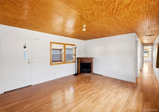 Photo 4 of Manufactured home for sale at 4500 19Th St, Boulder, CO 80304 | MLS# 2555771 | Listing updated on 2026-10-15
