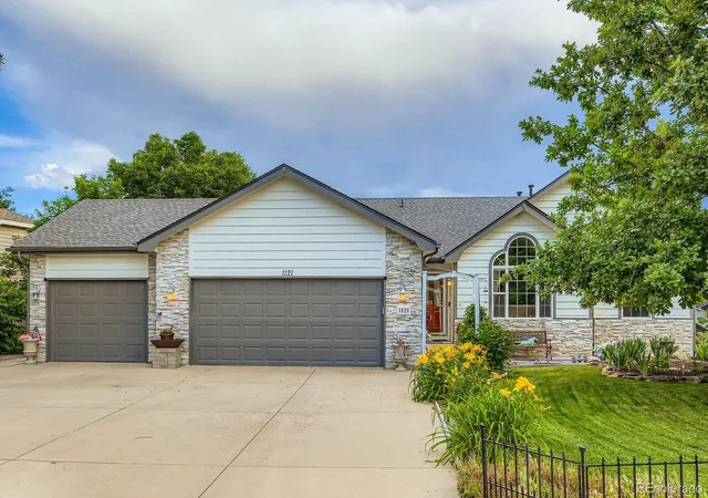 1st image of 1121 Country Acres Ct, Johnstown, CO 80534 | MLS# 5436211