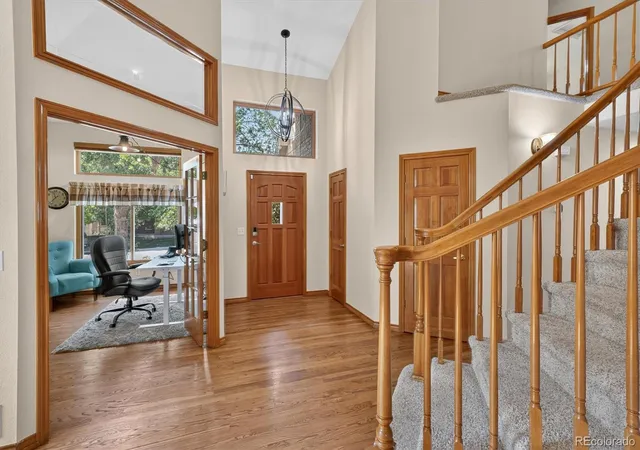 Photo 4 of Single family home for sale at 11445 W Coal Mine Dr, Littleton, CO 80127 | MLS# 2582880 | Listing updated on 2026-10-05