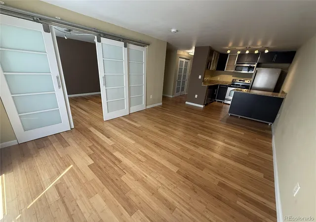 3rd image of 1032 N Clarkson St #208, Denver, CO 80218 | MLS# 8108120