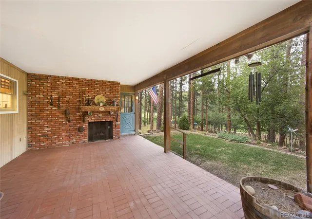Photo 4 of Single family home for sale at 6850 Perry Park Blvd, Larkspur, CO 80118 | MLS# 5833614 | Listing updated on 2026-08-14