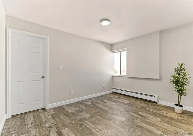 Listing Photo 5 - Condo for sale in building located at 560 Dayton St, Aurora, CO 80010