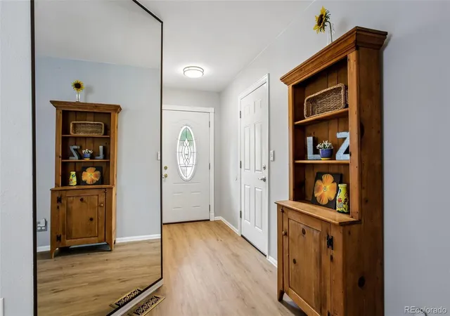 3rd image of 18729 E Oregon Dr, Aurora, CO 80017 | MLS# 7213668