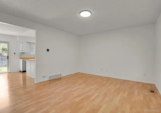 Photo 3 of Single family home for sale at 8962 W Temple Pl, Littleton, CO 80123 | MLS# 8500794 | Listing updated on 2026-09-19