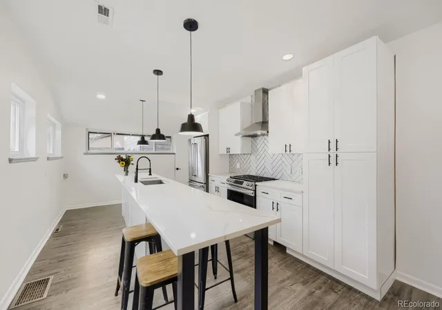 3rd image of 4045 Shoshone St, Denver, CO 80211 | MLS# 6490359
