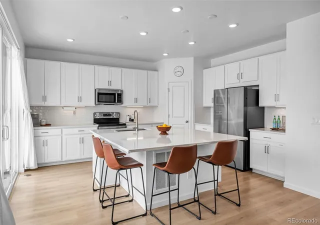 1st image of 17664 Prairie Peak Trl, Parker, CO 80134 | MLS# 2811594