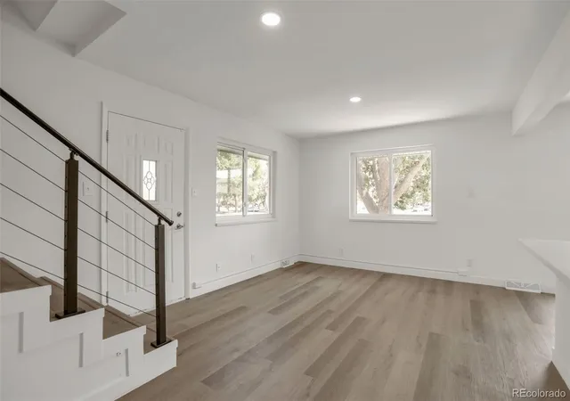 3rd image of 1195 S Oneida St #A, Denver, CO 80224 | MLS# 5704714
