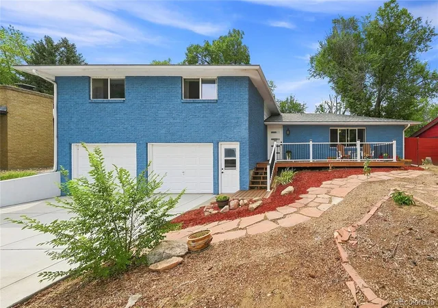 1st image of 3037 University Ave, Longmont, CO 80503 | MLS# 5623001