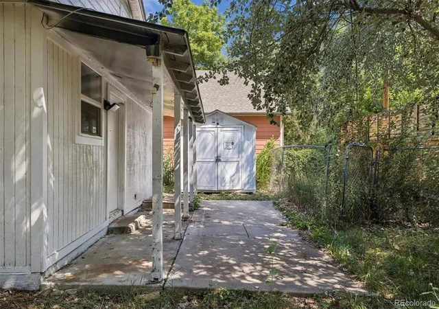 2nd image of 2510 Brentwood St, Lakewood, CO 80214 | MLS# 6597437