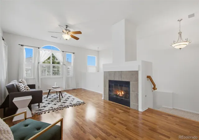 Photo 3 of Townhouse for sale at 104 Whitehaven Cir, Highlands Ranch, CO 80129 | MLS# 9195544 | Listing updated on 2026-10-01