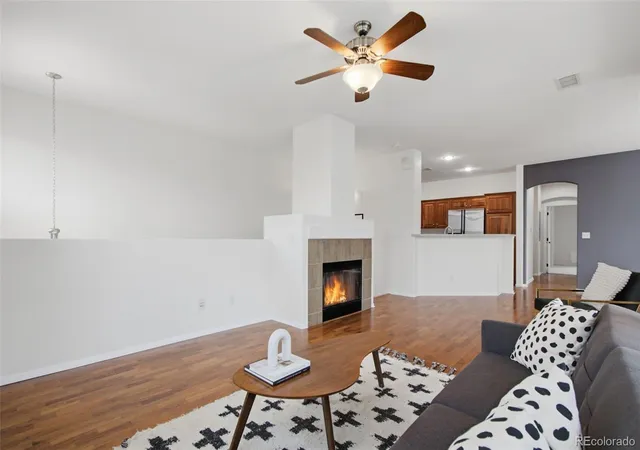 Photo 4 of Townhouse for sale at 104 Whitehaven Cir, Highlands Ranch, CO 80129 | MLS# 9195544 | Listing updated on 2026-10-01