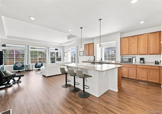 2nd image of 58 S Oak Hill Ct, Aurora, CO 80018 | MLS# 7334665
