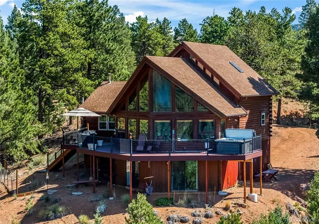 2nd image of 102 Douglas Fir Ln, Woodland Park, CO 80863 | MLS# 6690103