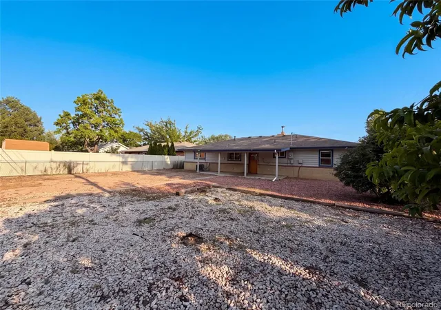 Photo 4 of Single family home for sale at 1535 W 15th Street, Loveland, CO 80538 | MLS# 3934195 | Listing updated on 2026-09-29